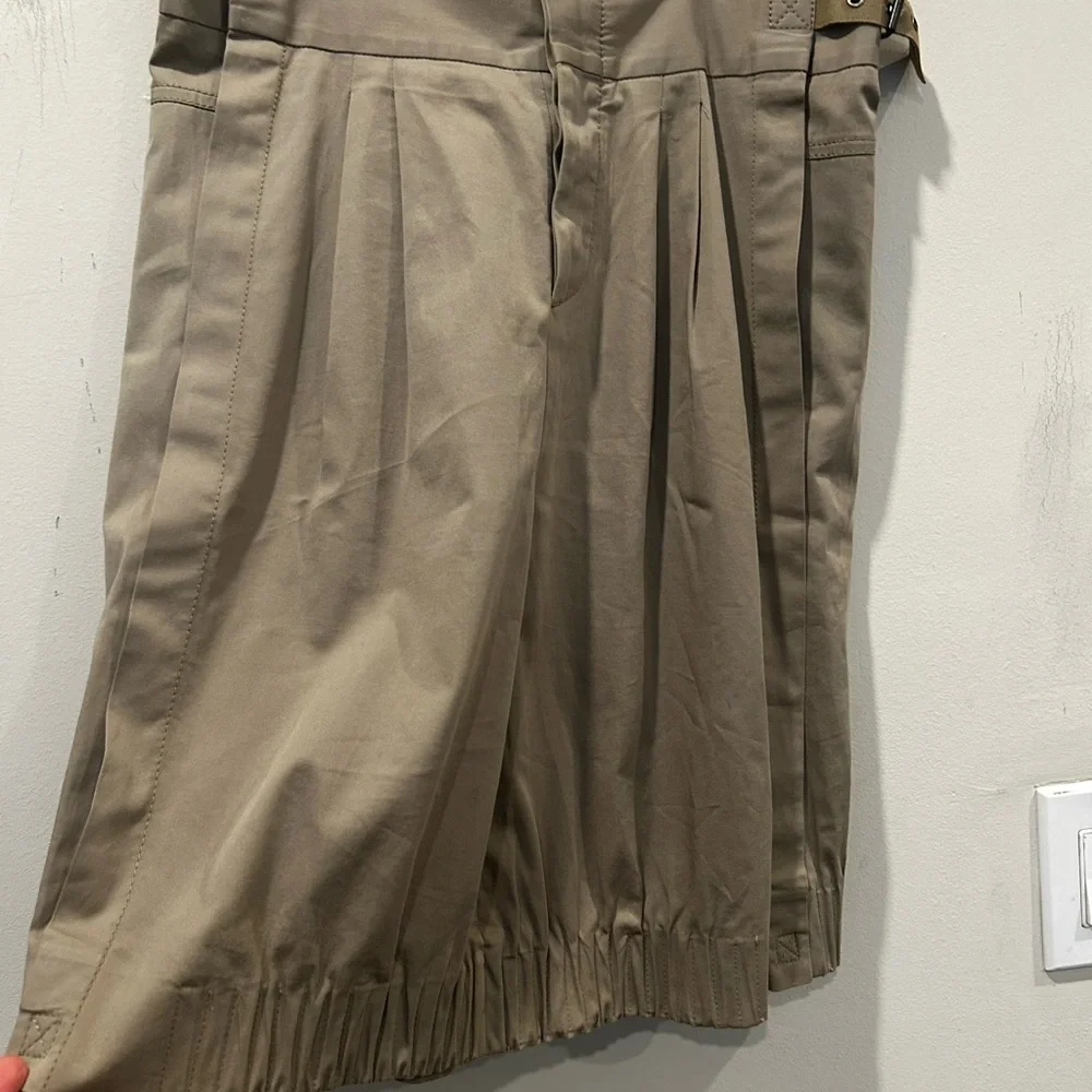 Philosophy by Alberta Ferretti Khaki Pleated Skirt with Buckle Details. Size 6